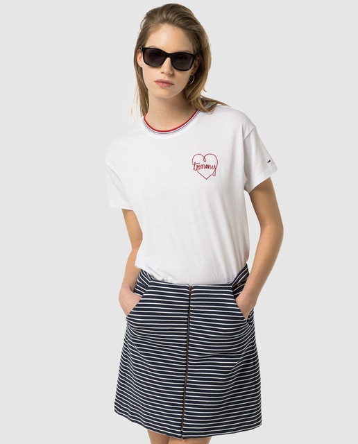 tommy jeans embroidered logo tee