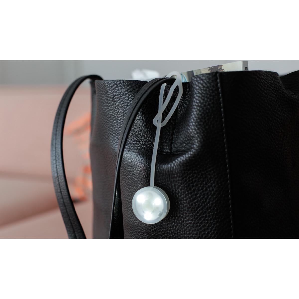 Luz Kikkerland Bolso Silicone 2