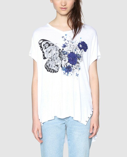 Desigual Camiseta de mujer Desigual con strass y aberturas laterales ... Desigual Camiseta de mujer Desigual con strass y aberturas laterales