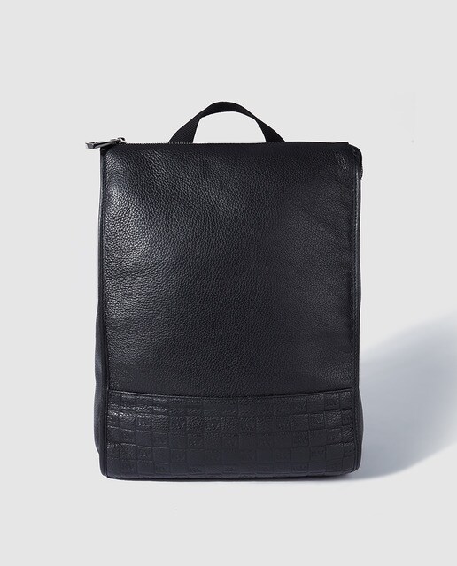De En Hombre La Firma · Mochila Negro Grabado Piel Roberto Con FwREdqE