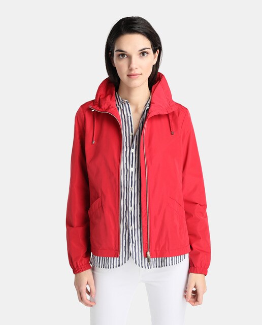 Quagga Alegaciones En Vivo Parka de mujer Geox en rojo con cuello alto · Geox · Fashion · El Corte Inglés Quagga Alegaciones En Vivo Parka de mujer Geox en rojo con cuello alto · Geox · Fashion · El Corte Inglés