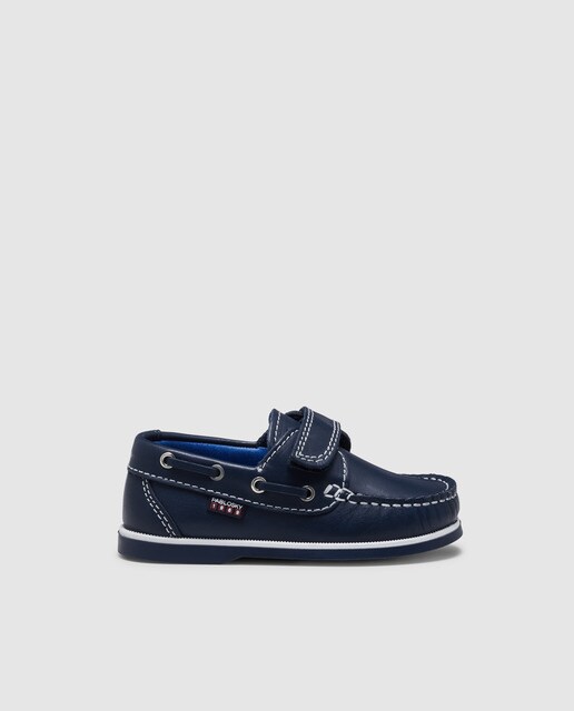 Náuticos de menino Pablosky em pele azuis