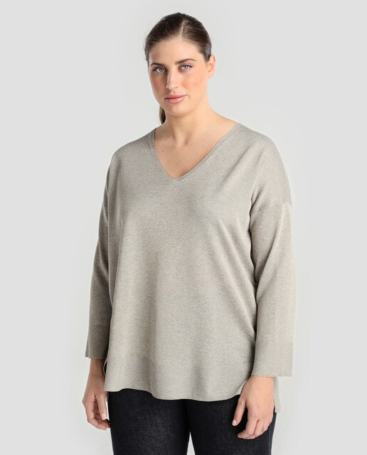 Síntesis XXL plus size women's long sleeve V neck sweater Síntesis XXL plus size women's long sleeve V neck sweater