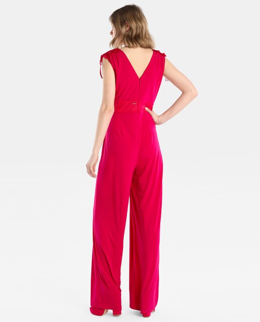Tintoretto Mono de fiesta de mujer Tintoretto rosa con fruncido en ... Tintoretto Mono de fiesta de mujer Tintoretto rosa con fruncido en los hombros ...