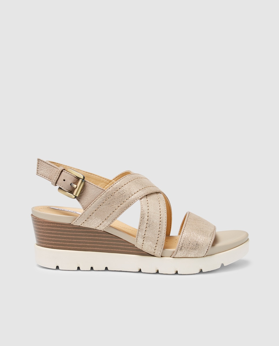 Geox women's gold wedge sandals with crisscross straps · Fashion · El