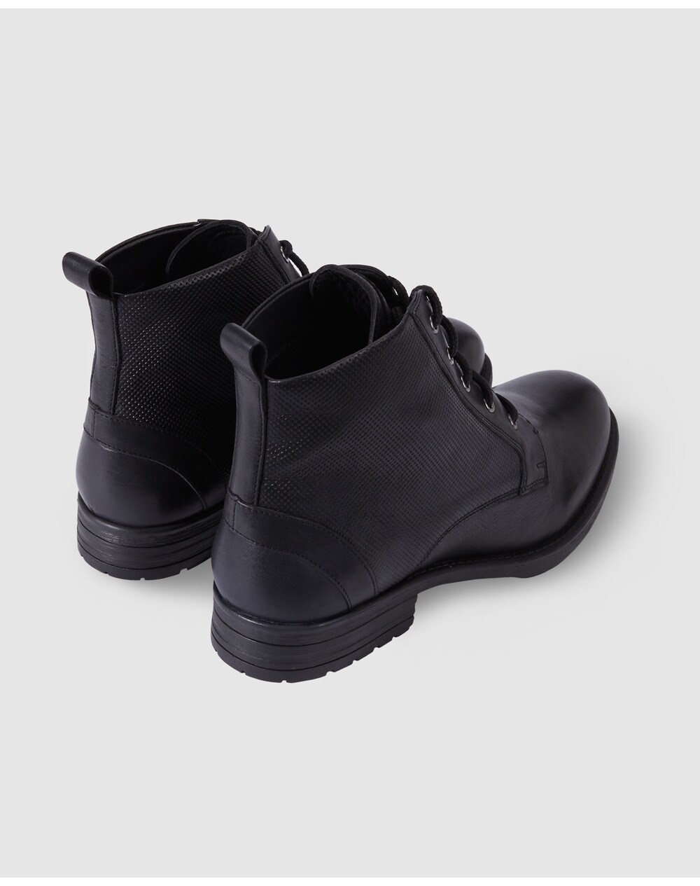Stivali da uomo Fórmula Joven di colore nero con lac... A25491902