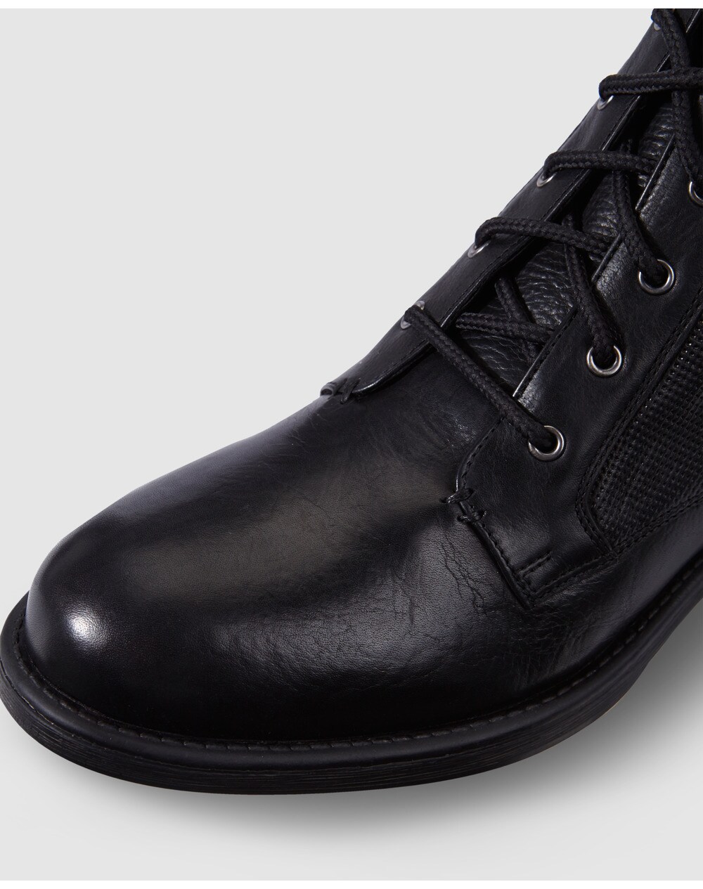 Stivali da uomo Fórmula Joven di colore nero con lac... A25491902