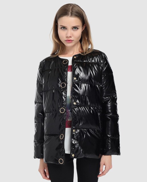 womens short black quilted jacket