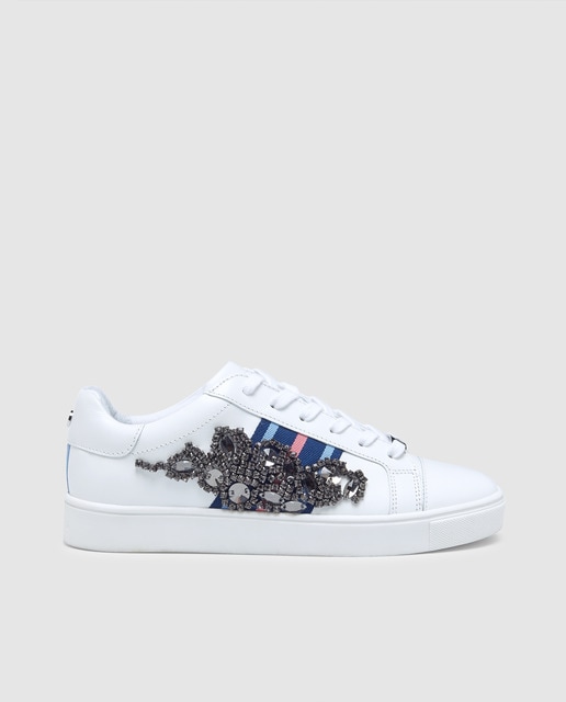 white carvela