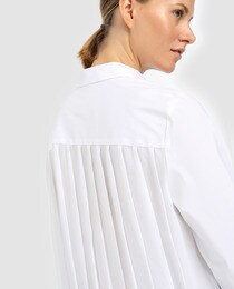 Blusa de mulher Woman Limited El Corte Inglés com colarinho de camisa e costas plissadas
