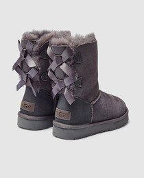 ugg grises
