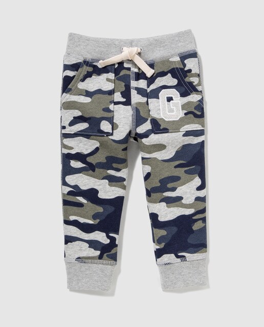 Calças desportivas de bebé menino Gap em camuflagem