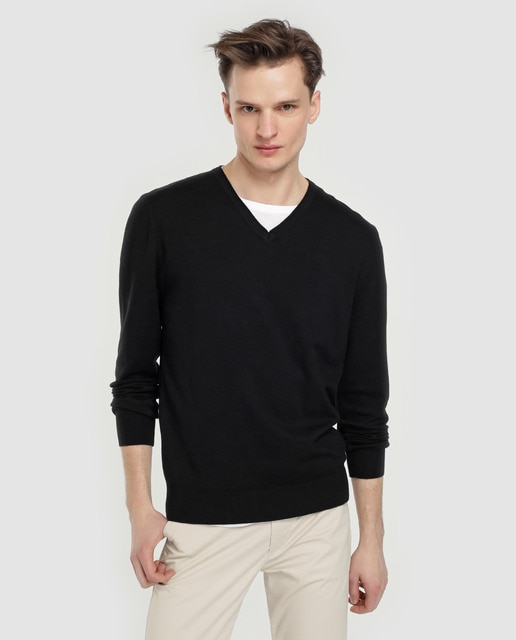 black v neck sweater mens