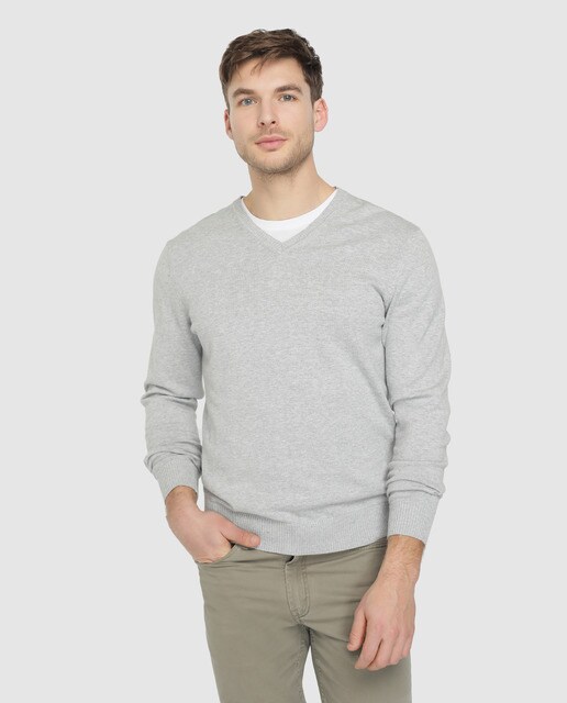 Camisola de homem cinzenta com decote em bico