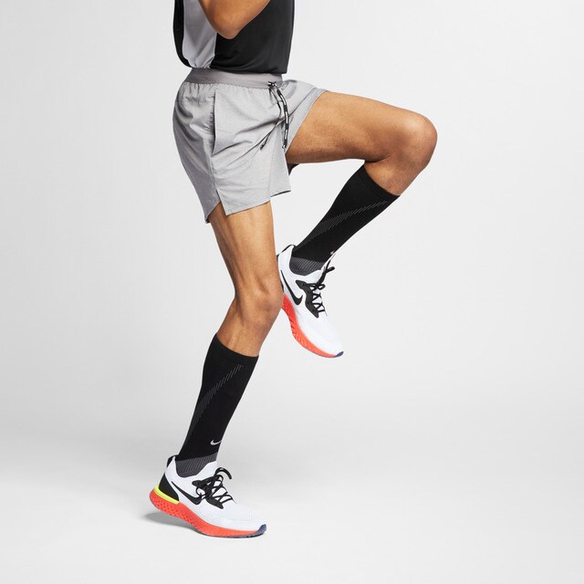 nike dri fit flex stride shorts