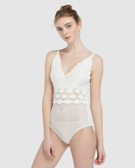 Body de mulher em crochet cru