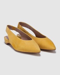 Sapatos rasos de mulher Gloria Ortiz tipo mules mostarda