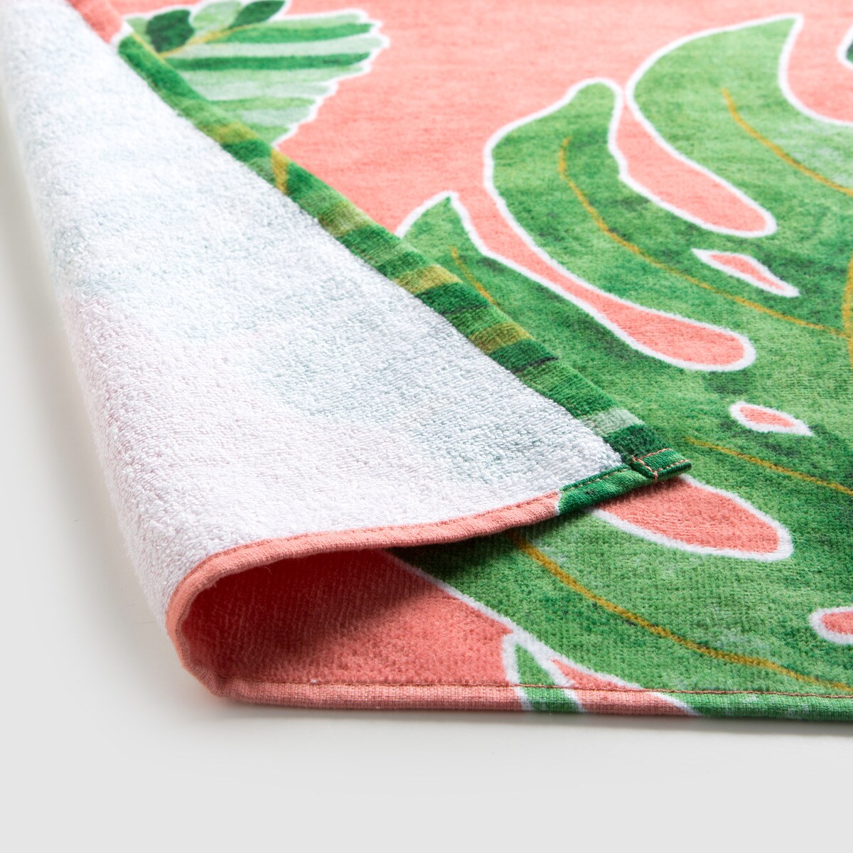 Toalla de playa tacto velour Tucuman El Corte Inglés · Hogar · El Corte