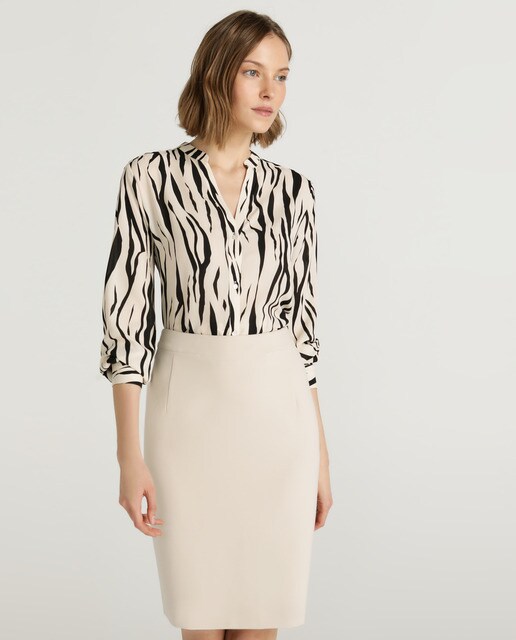 Woman El Corte Inglés - Falda Recta De Mujer Realizada En Punto Roma,  precio y características - Shoptize