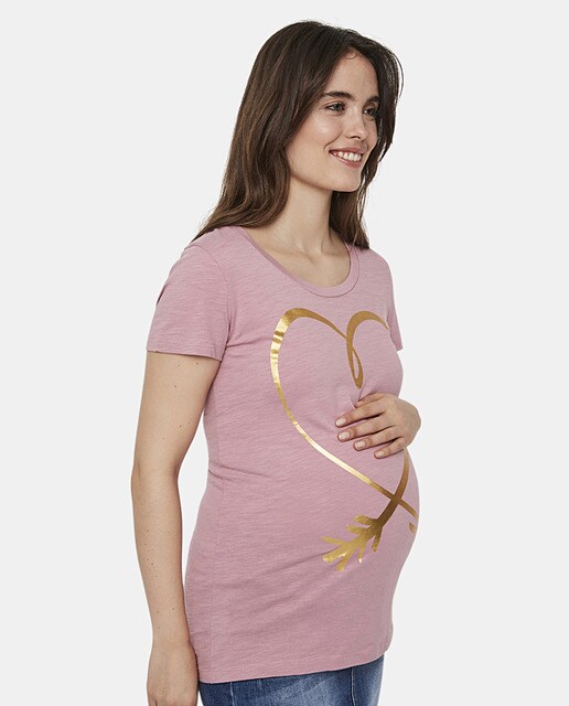 T-shirt rosa de pré-mamã com coração dourado