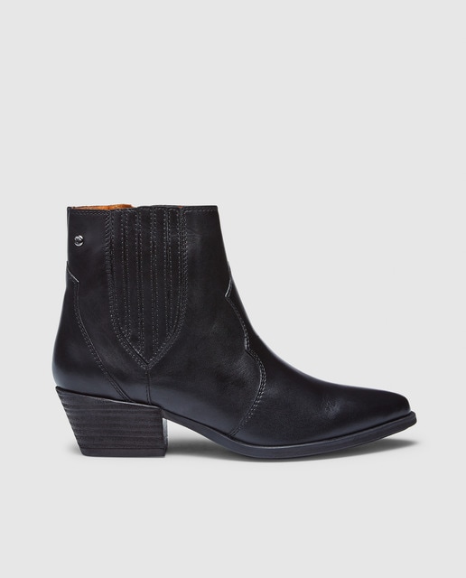 pikolinos black ankle boots