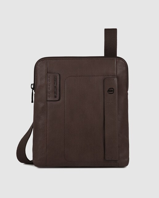 Mala a tiracolo de homem Piquadro castanho-escuro com fecho de correr