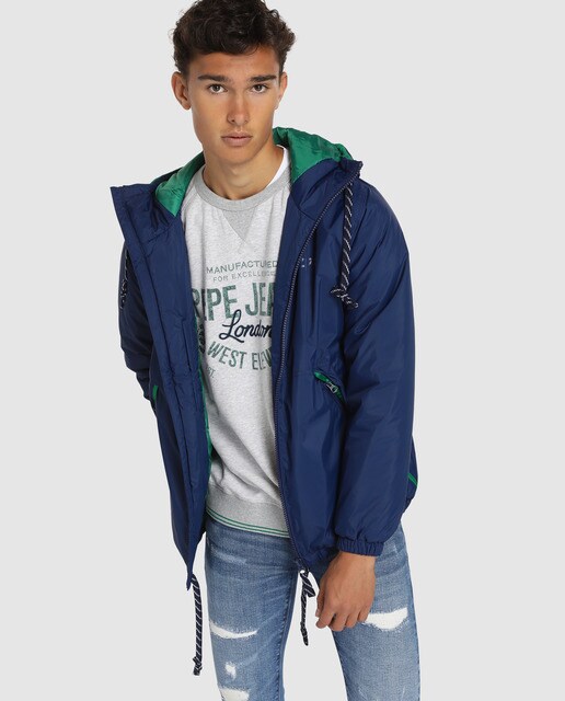 PEPE JEANS
Cazadora de hombre azul con capucha