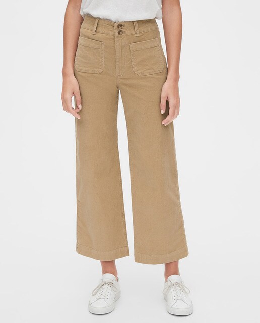 Calças largas bege de mulher