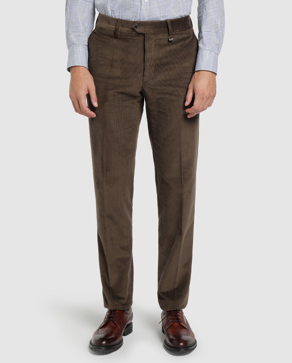 Pantalón de pana de hombre regular marrón · Pertegaz · Moda · El Corte
