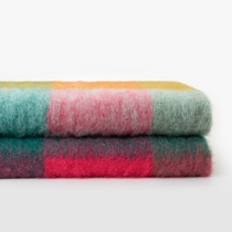 Ezcaray Cuadros Mantas mohair throw