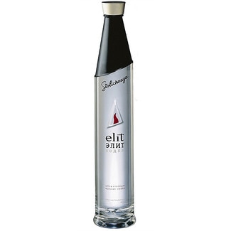 STOLICHNAYA Elit vodka de destilería rusa botella 70 cl