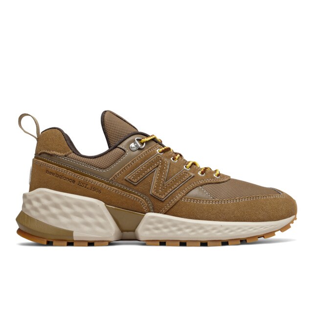 new balance wrt300 Oro hombre