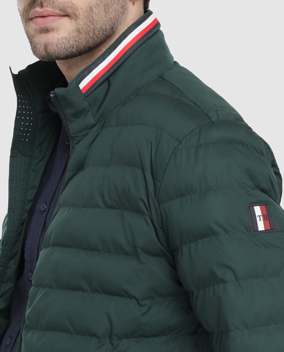 tommy hilfiger plumiferos