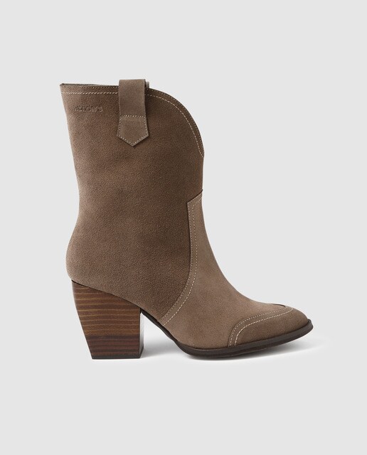 Botas de mulher Wonders em pele taupe
