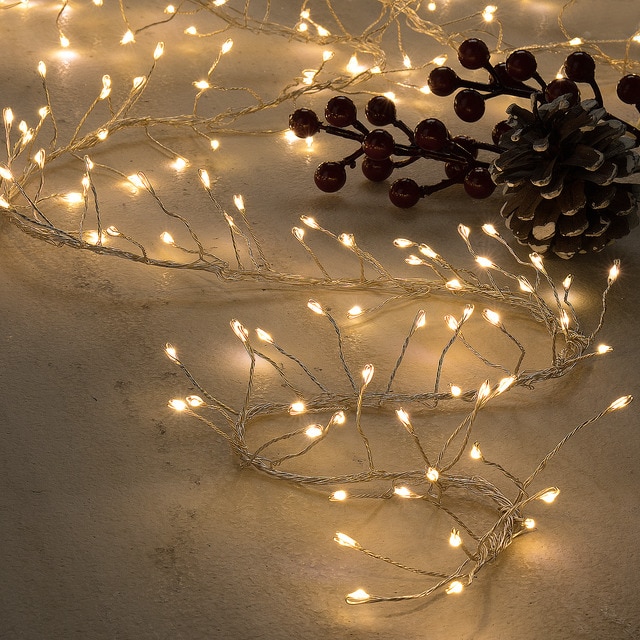 Guirnalda de ramas con 240 luces Led Navidad El Corte Inglés