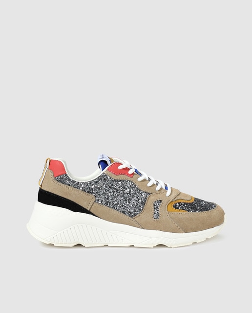 sapatilhas castanhas