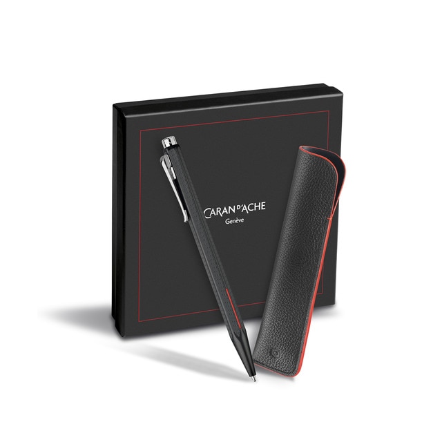 Set Bolígrafo Ecridor Racing con Estuche Pielcon Caran D'ache Negro.
