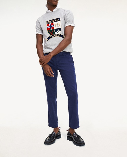 t shirt with blue chinos