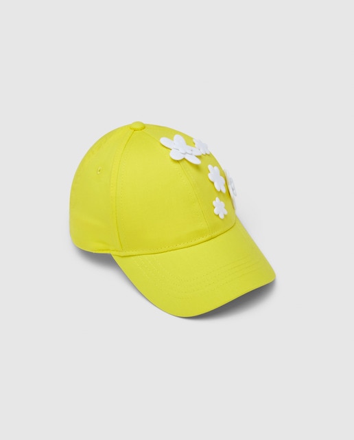 girls yellow hat