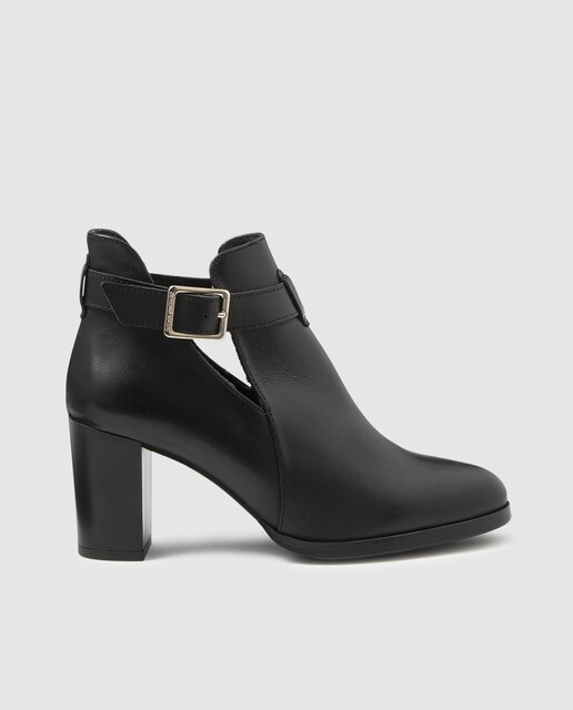 Botins em pele e camurça pretos