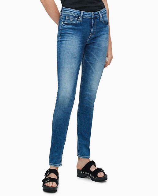 Jeans skinny medium rise de mulher