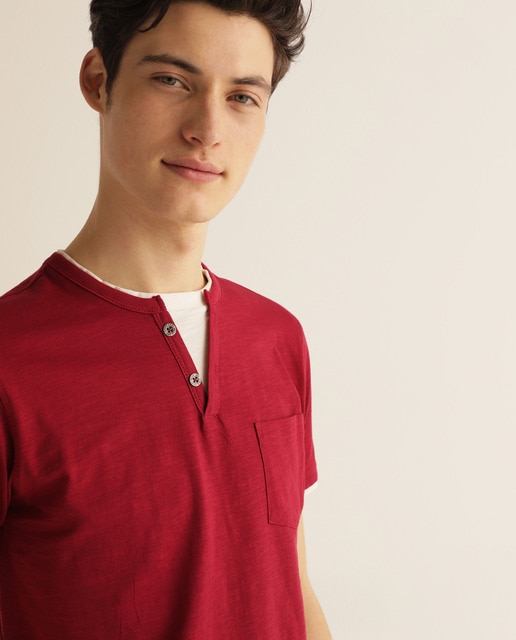 Men's maroon short sleeve buttonneck Tshirt with organic cotton