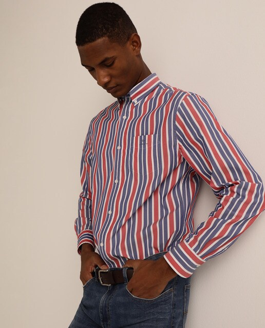 red striped shirt outfit men