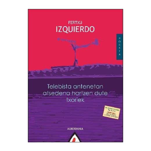 Telebista antenetan atsedena hartzen dute txoriek