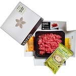 Steak Tartar de vacuno joven Dos Primaveras marinado bandeja 170 g + 25 ml salsa clásica  + 15 ml aceite de oliva virgen extra + 40 g pan Guttiatu