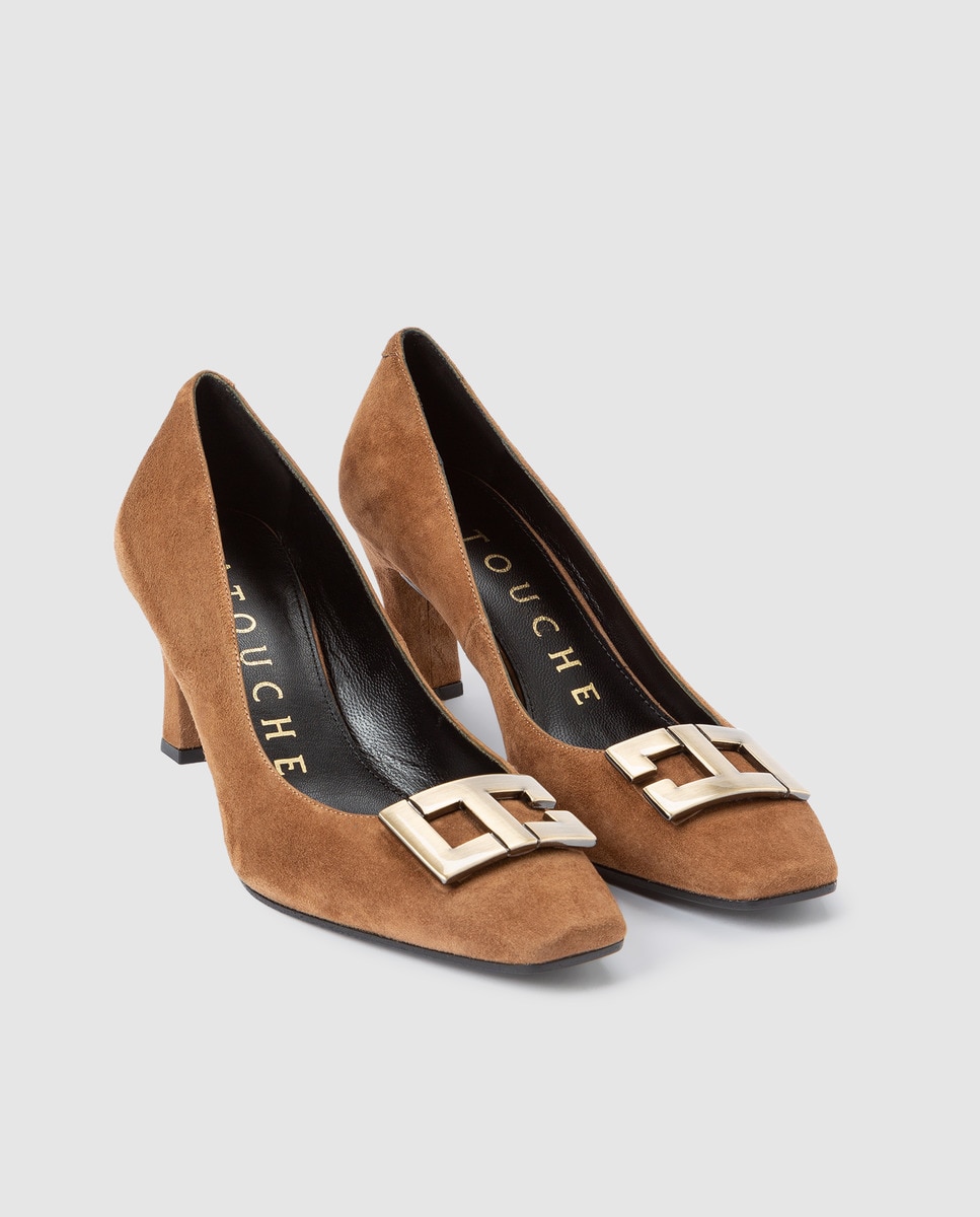 tan suede courts