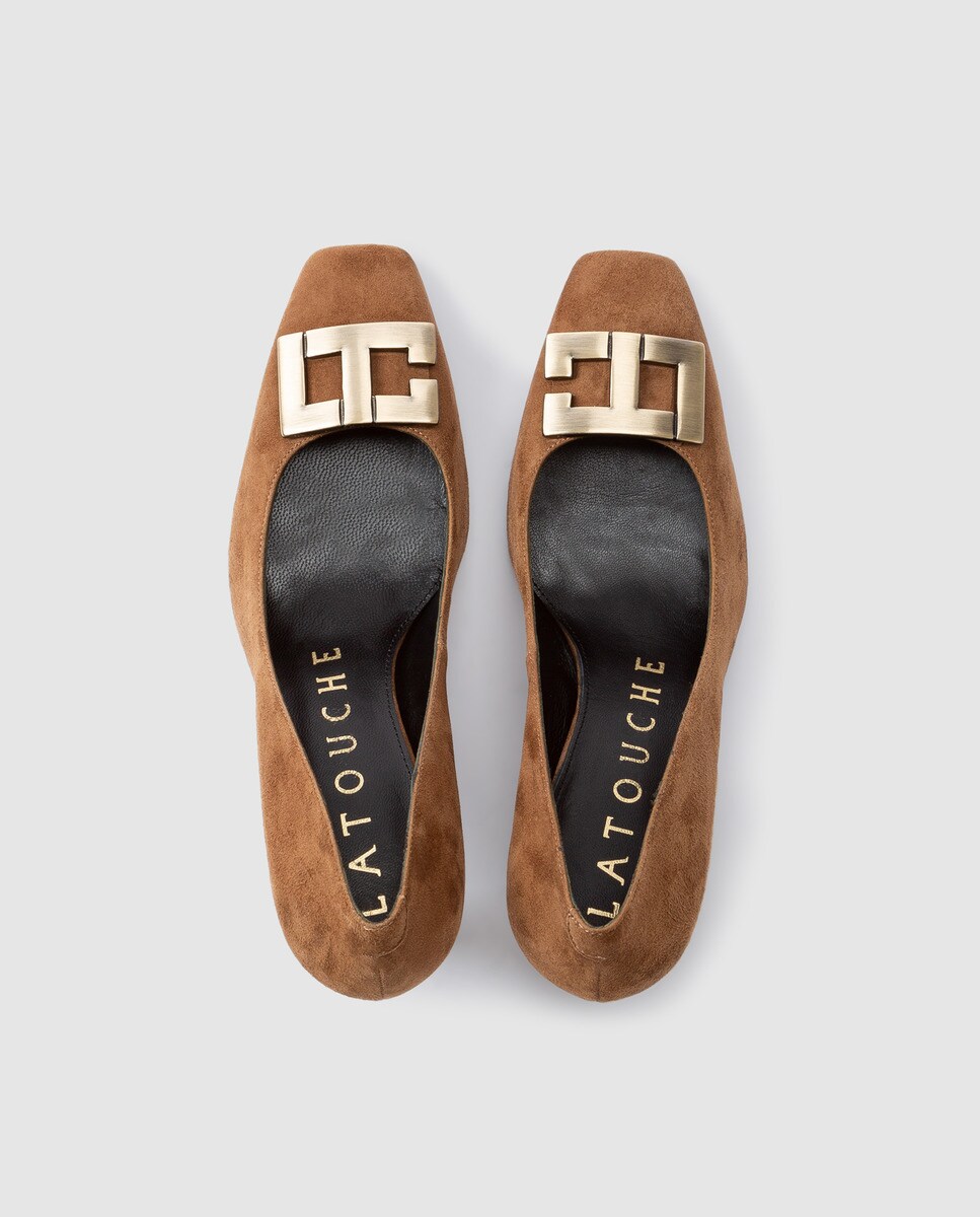 tan suede courts