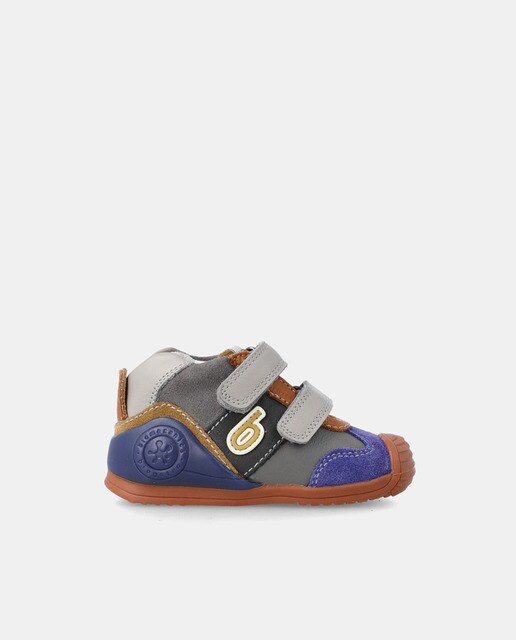 boys strap trainers