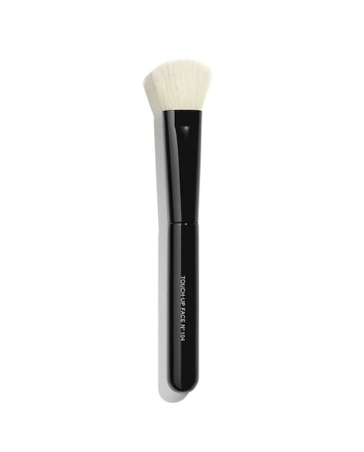 CHANEL – Pinceau Retouche Teint N°104.