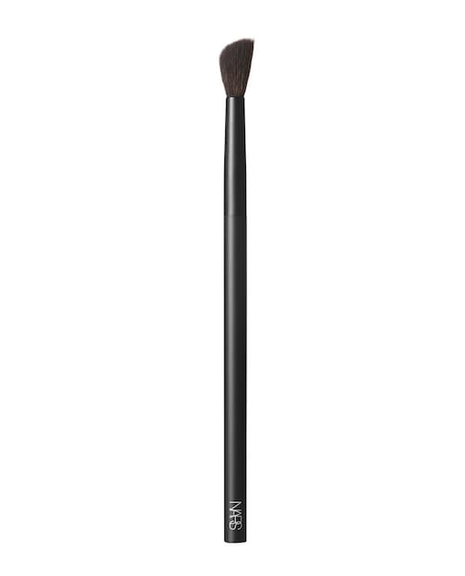 Nars – Brocha para aplicar corrector Radiant Creamy Concealer Nº10 Nars.